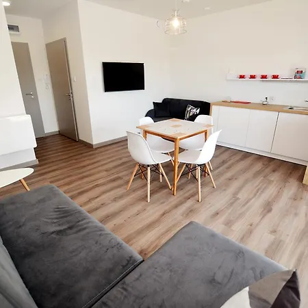 Piec Morz, Sun & Snow Apartman Sianozety