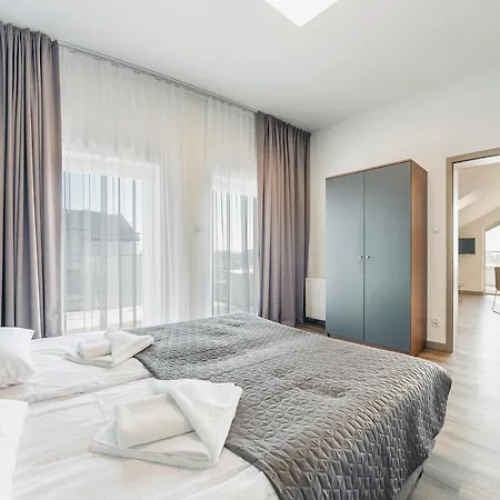 Piec Morz, Sun & Snow * Сянозеты