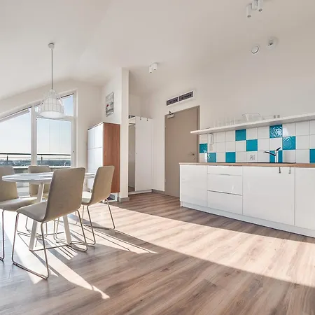 Piec Morz, Sun & Snow