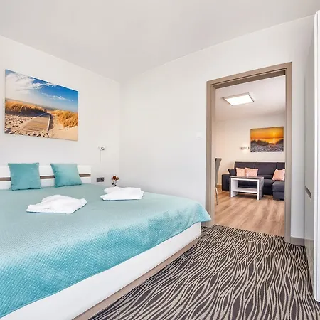 Piec Morz, Sun & Snow