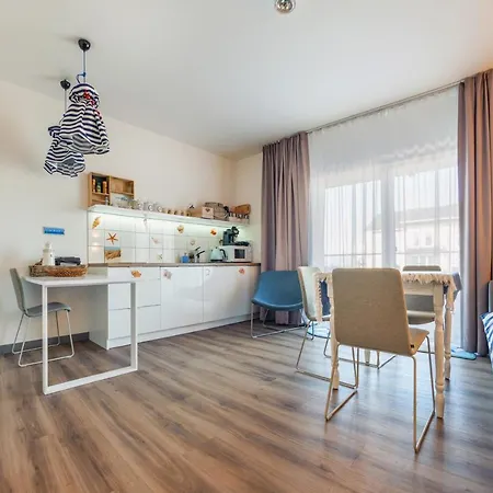 Piec Morz, Sun & Snow Сянозеты