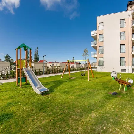 Piec Morz, Sun & Snow