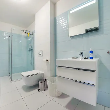 Piec Morz, Sun & Snow Сянозеты